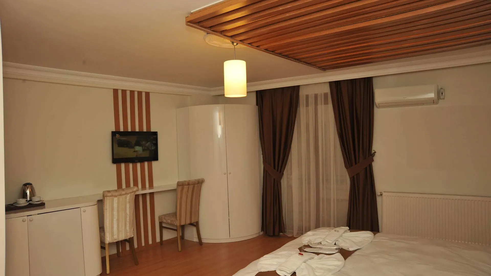 Pera 26 Aparthotel Istanbul 5*,